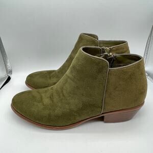 Wild Diva Womens Size 7.5 Khaki Ankle Boot Olive Green Vegan Suede Side Zip New
